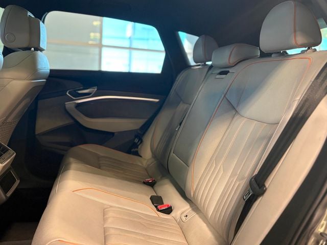 2022 Audi e-tron Chronos quattro - 22942301 - 21