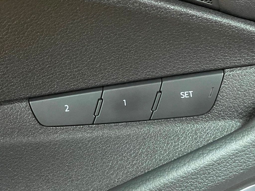 2022 Audi e-tron Premium Plus quattro - 22948258 - 16