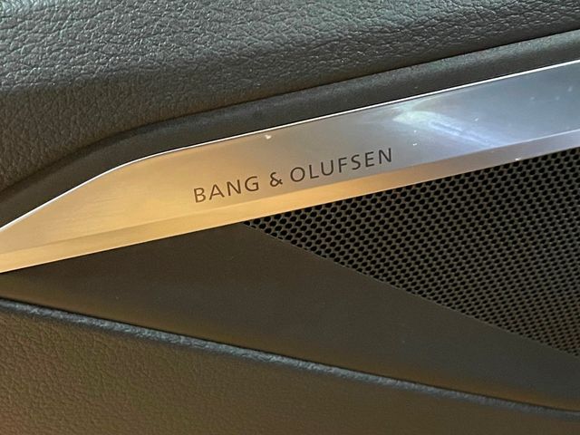 2022 Audi e-tron Premium Plus quattro - 22948258 - 17