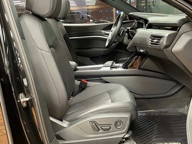 2022 Audi e-tron Premium Plus quattro - 22948258 - 23