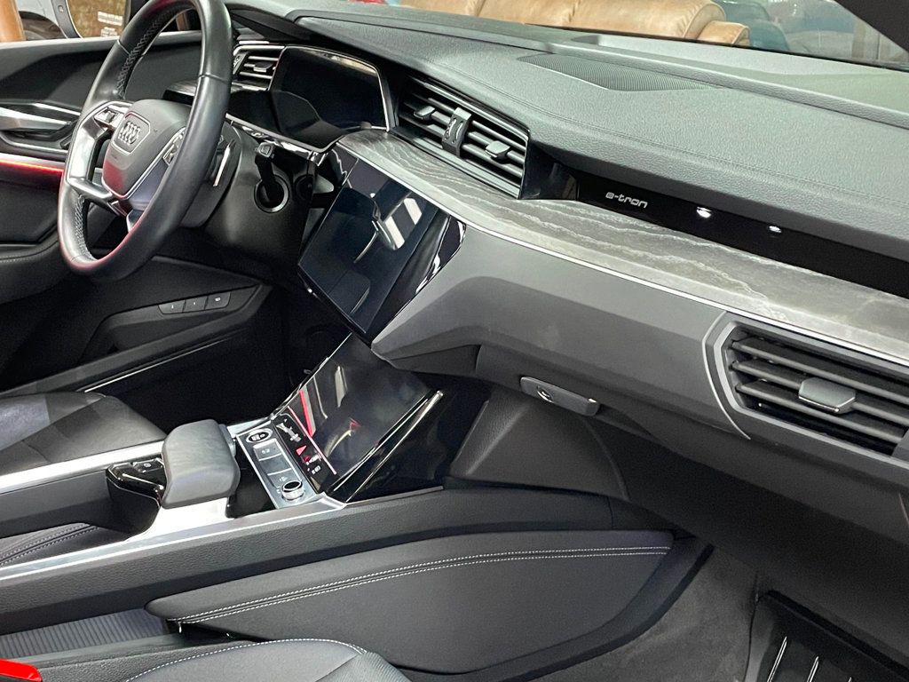 2022 Audi e-tron Premium Plus quattro - 22948258 - 24