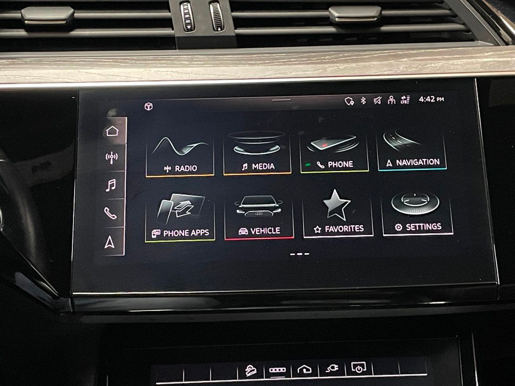 2022 Audi e-tron Premium Plus quattro - 22948258 - 31