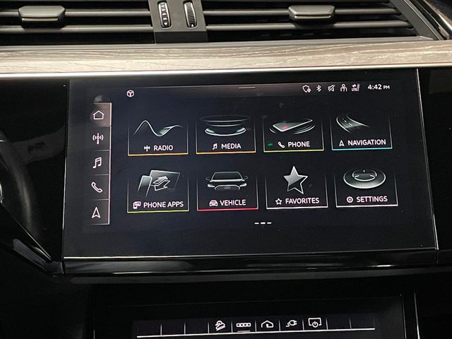 2022 Audi e-tron Premium Plus quattro - 22948258 - 31
