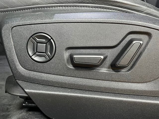 2022 Audi e-tron Premium Plus quattro - 22952077 - 11