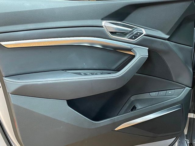 2022 Audi e-tron Premium Plus quattro - 22952077 - 13