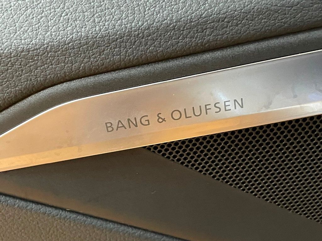 2022 Audi e-tron Premium Plus quattro - 22952077 - 17