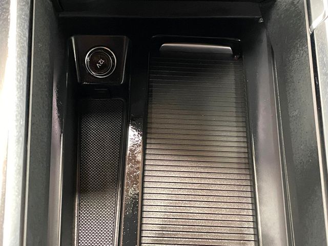 2022 Audi e-tron Premium Plus quattro - 22952077 - 34