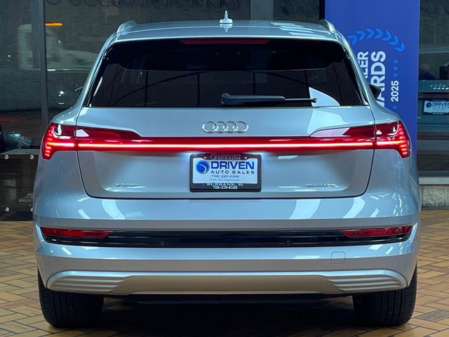 2022 Audi e-tron Premium Plus quattro - 22952077 - 8