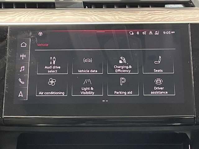 2022 Audi e-tron Premium Plus quattro - 22954148 - 32
