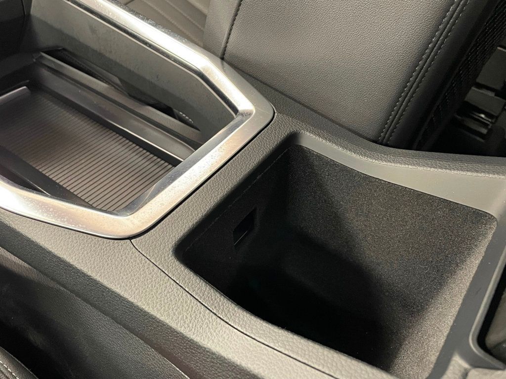 2022 Audi e-tron Premium Plus quattro - 22954148 - 38