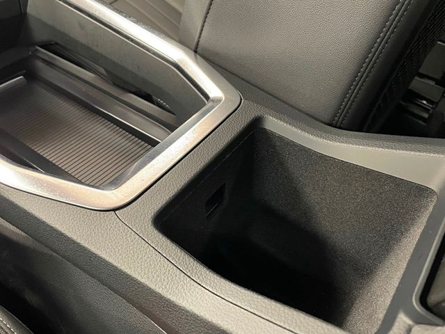 2022 Audi e-tron Premium Plus quattro - 22954148 - 38