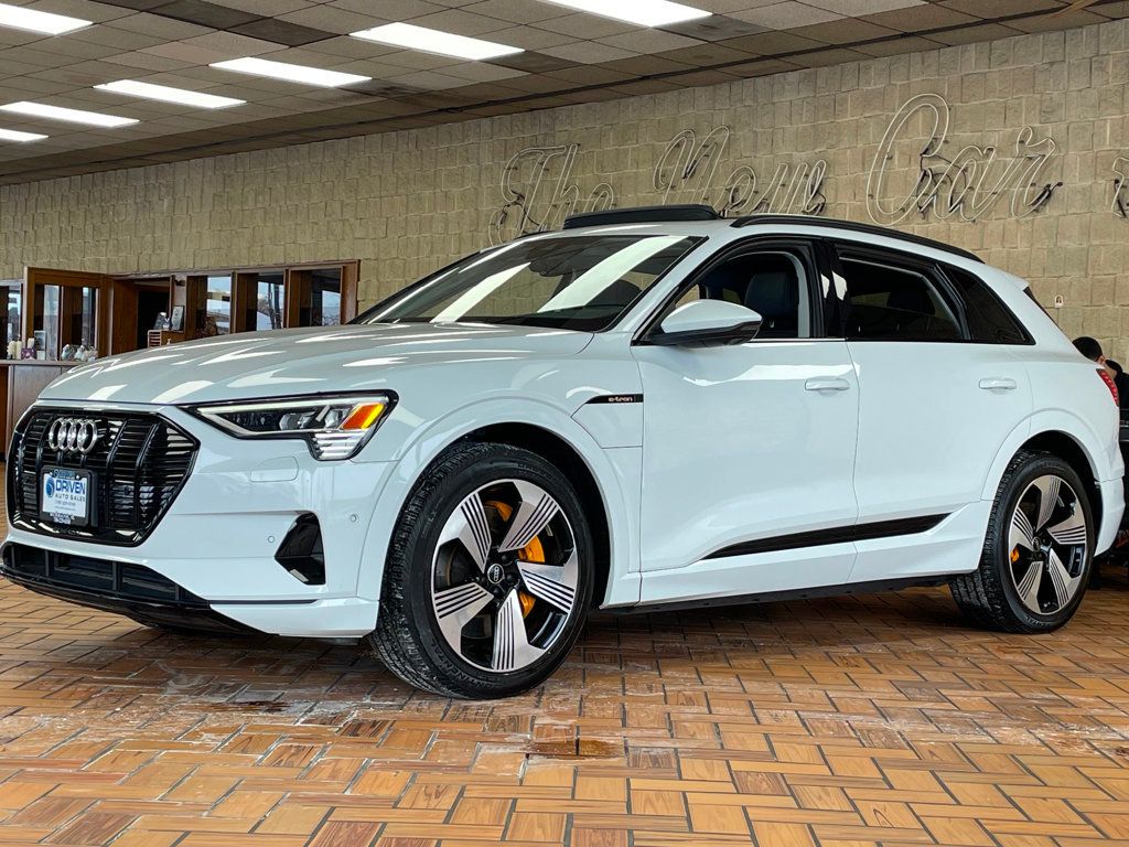 2022 Audi e-tron Premium Plus quattro - 22954148 - 3
