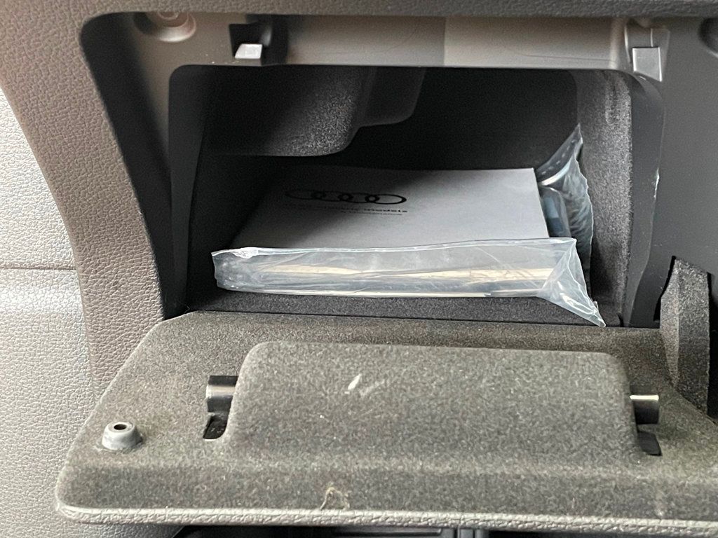 2022 Audi e-tron Premium Plus quattro - 22954148 - 42