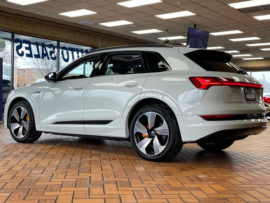 2022 Audi e-tron Premium Plus quattro - 22954148 - 5