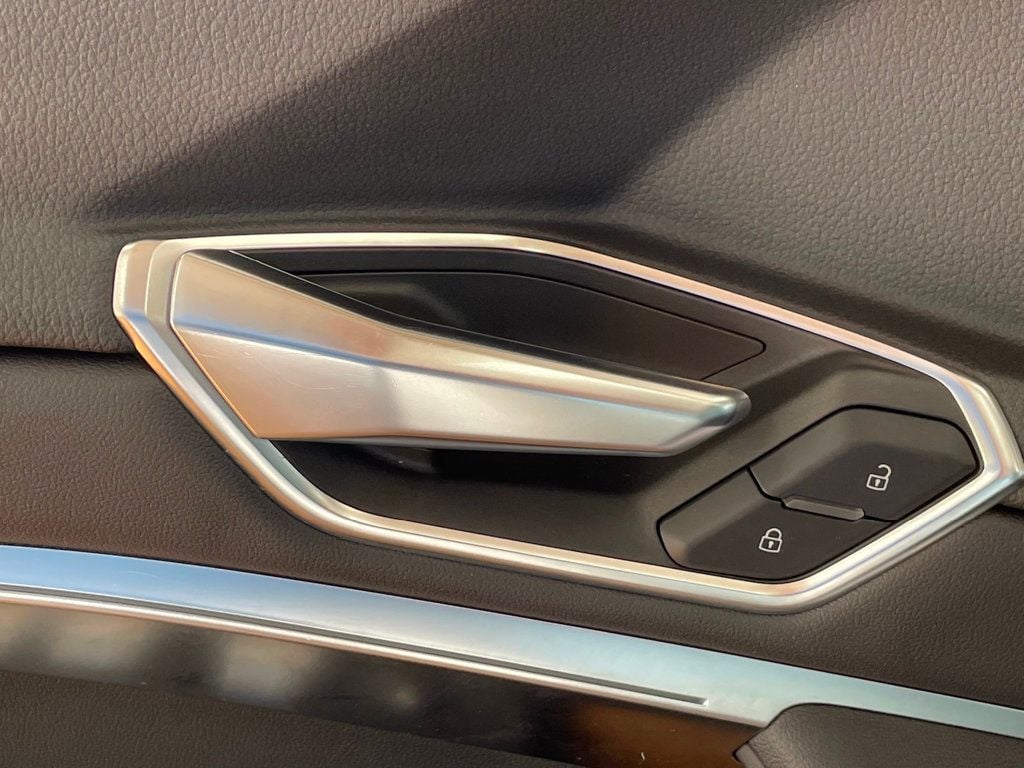 2022 Audi e-tron Premium Plus quattro - 22958480 - 14