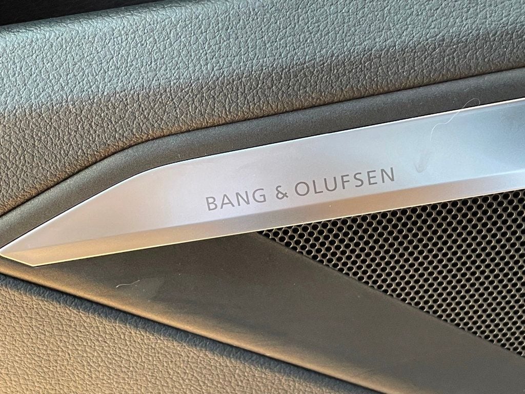 2022 Audi e-tron Premium Plus quattro - 22958480 - 17