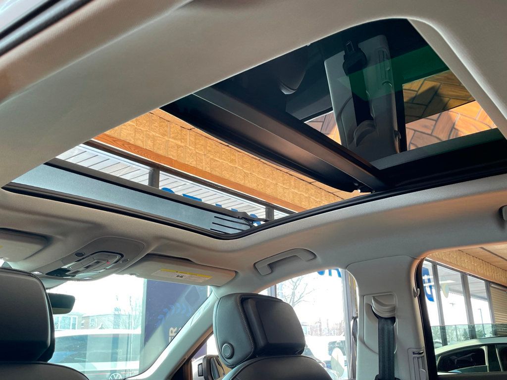 2022 Audi e-tron Premium Plus quattro - 22958480 - 19