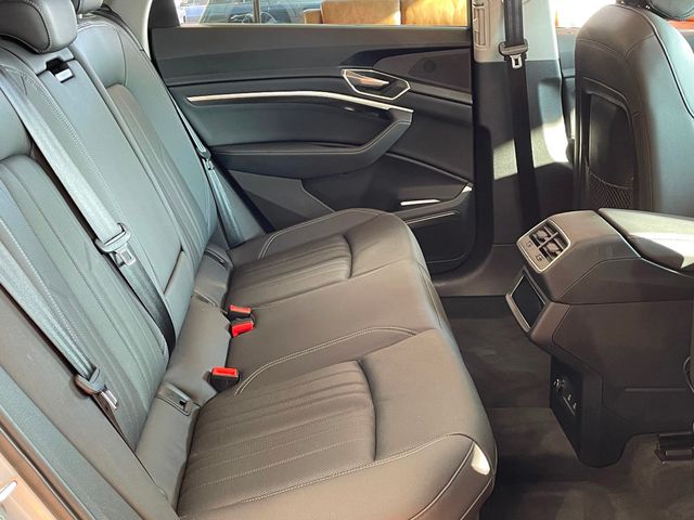 2022 Audi e-tron Premium Plus quattro - 22958480 - 22
