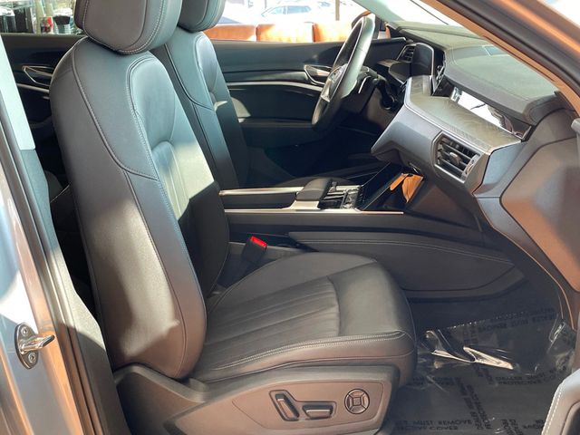 2022 Audi e-tron Premium Plus quattro - 22958480 - 23