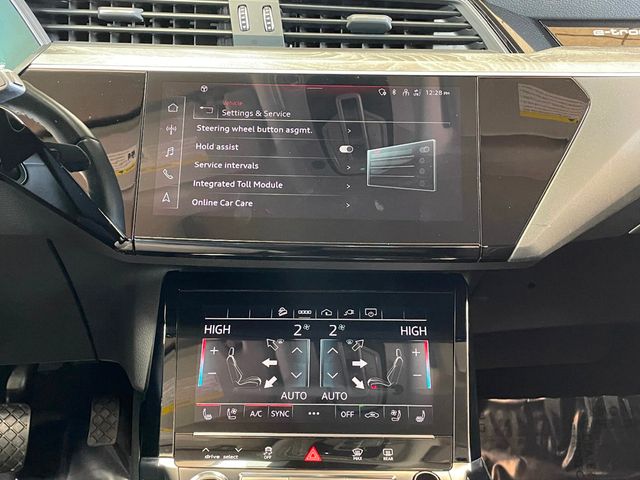 2022 Audi e-tron Premium Plus quattro - 22958480 - 28