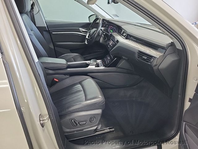 2022 Audi e-tron Premium Plus quattro - 22977493 - 2