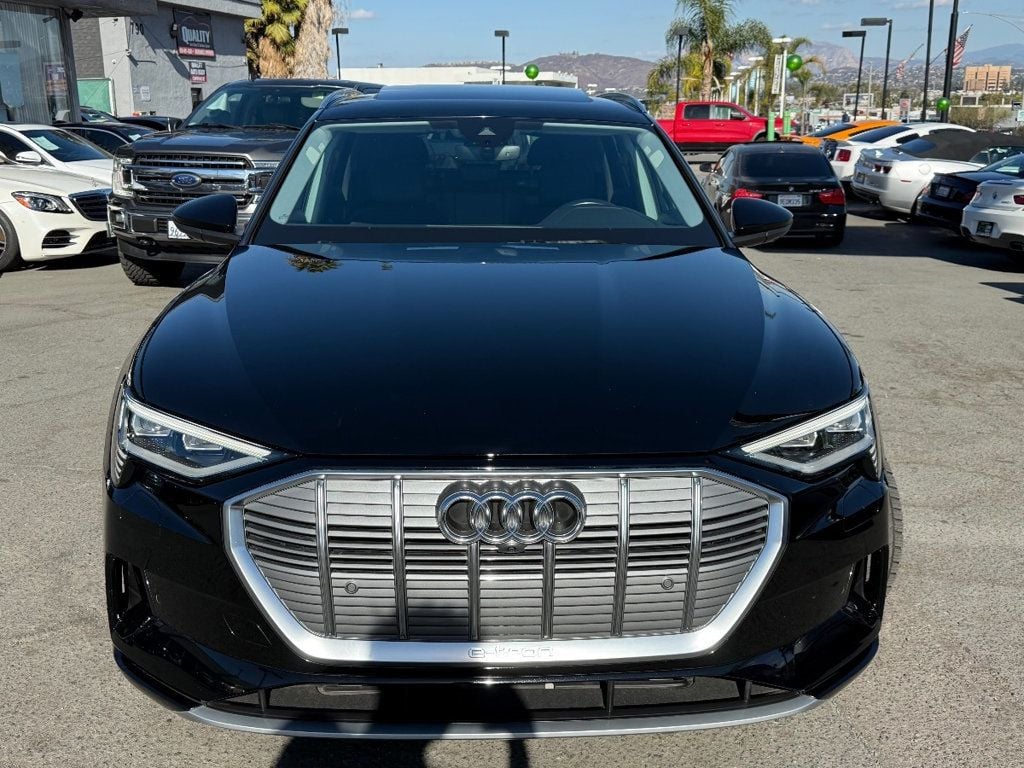 2022 Audi e-tron Premium Plus quattro - 22750695 - 2