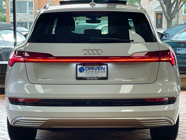 2022 Audi e-tron Premium quattro - 22925491 - 10
