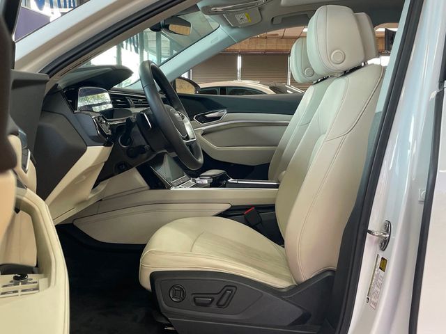 2022 Audi e-tron Premium quattro - 22925491 - 15