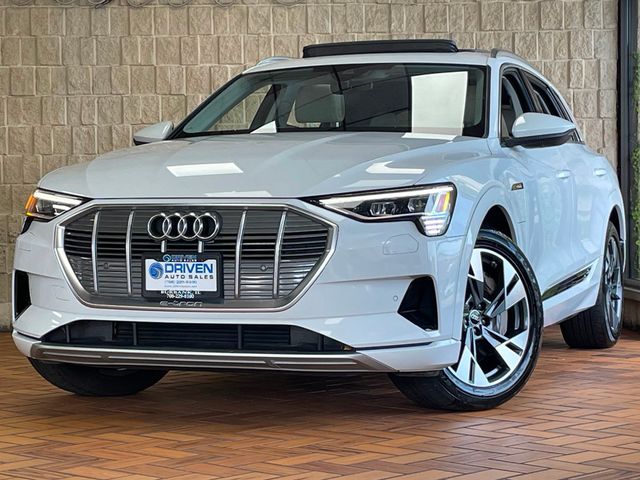 2022 Audi e-tron Premium quattro - 22925491 - 1