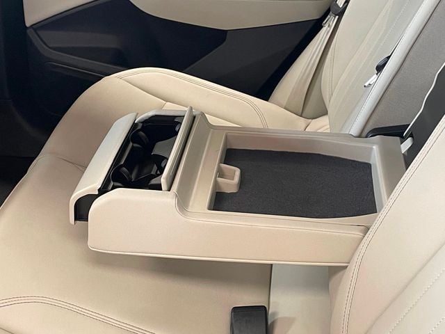 2022 Audi e-tron Premium quattro - 22925491 - 25