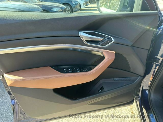 2022 Audi e-tron Premium quattro - 22944771 - 13