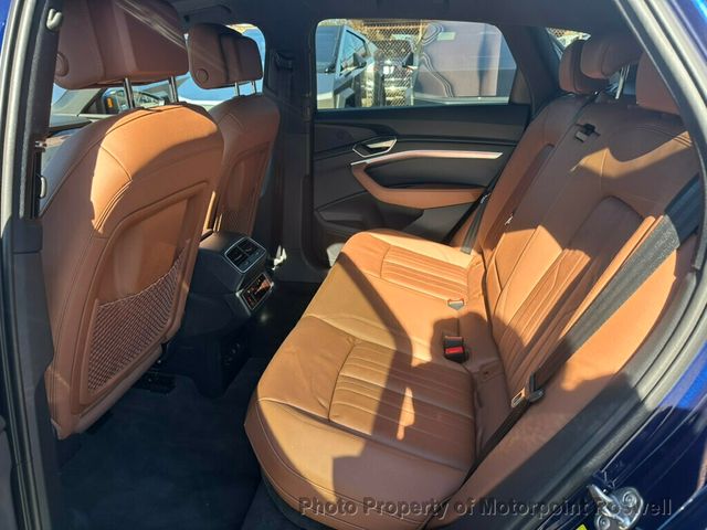 2022 Audi e-tron Premium quattro - 22944771 - 16