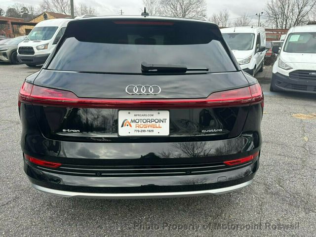 2022 Audi e-tron Premium quattro - 22974553 - 5