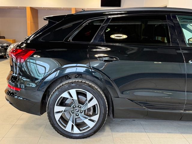 2022 Audi e-tron Premium quattro - 22981370 - 16