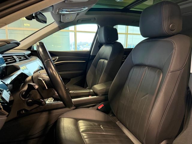 2022 Audi e-tron Premium quattro - 22981370 - 20