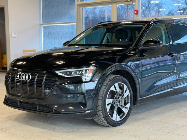 2022 Audi e-tron Premium quattro - 22981370 - 2
