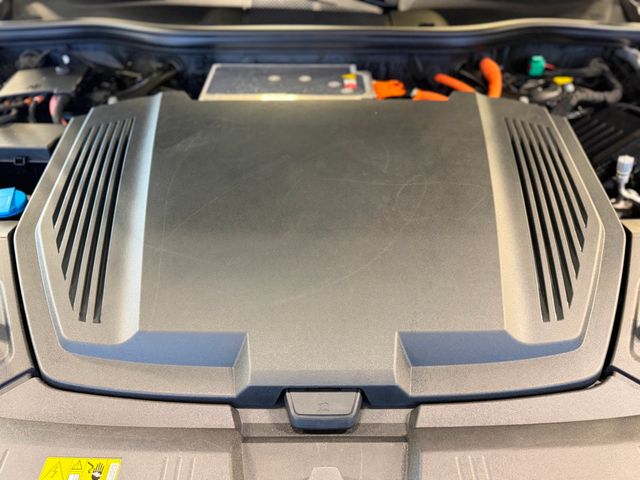 2022 Audi e-tron Premium quattro - 22981370 - 39