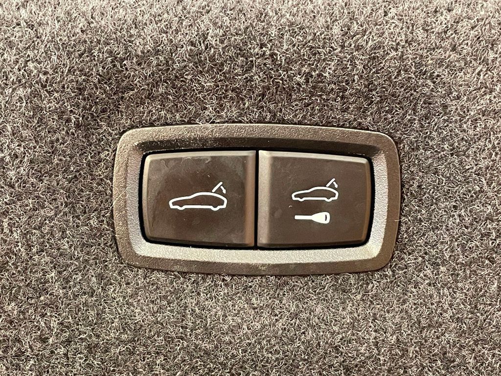 2022 Audi e-tron GT Premium Plus quattro - 22975557 - 19