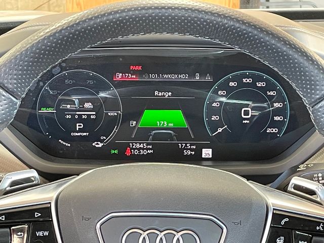 2022 Audi e-tron GT Premium Plus quattro - 22975557 - 24