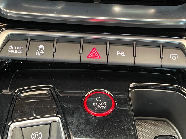 2022 Audi e-tron GT Premium Plus quattro - 22975557 - 31