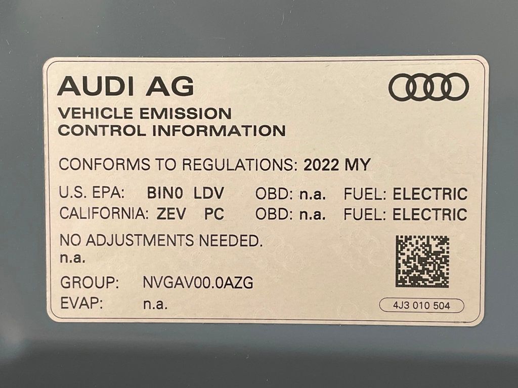 2022 Audi e-tron GT Premium Plus quattro - 22975557 - 40