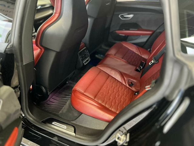 2022 Audi e-tron GT Premium Plus quattro - 22948403 - 9