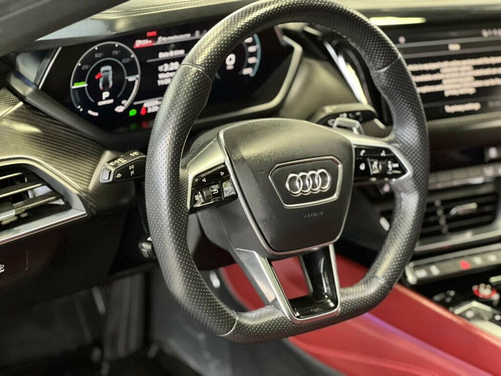 2022 Audi e-tron GT Premium Plus quattro - 22948403 - 13
