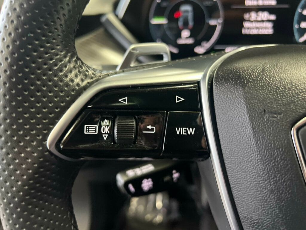 2022 Audi e-tron GT Premium Plus quattro - 22948403 - 18