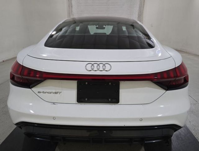 2022 Audi e-tron GT Premium Plus quattro - 23016731 - 2