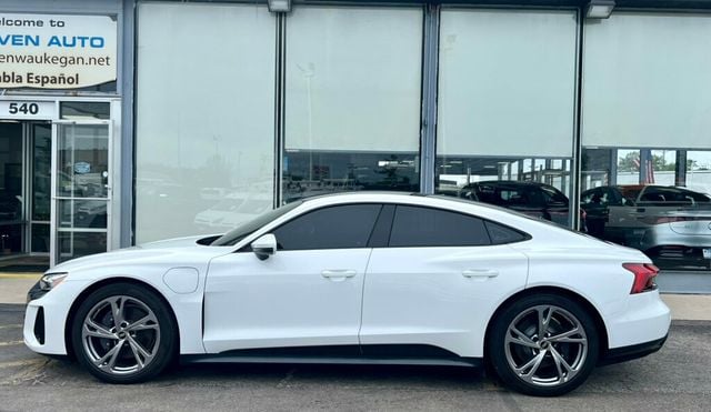 2022 Audi e-tron GT Premium Plus quattro - 23026649 - 1