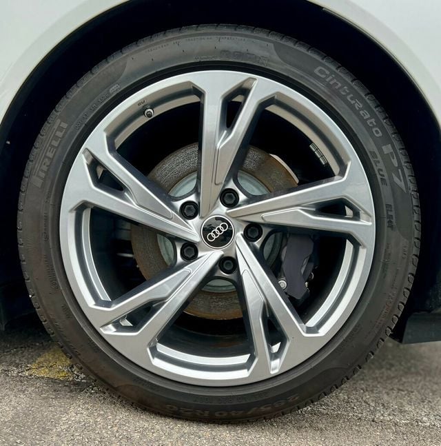 2022 Audi e-tron GT Premium Plus quattro - 23026649 - 29