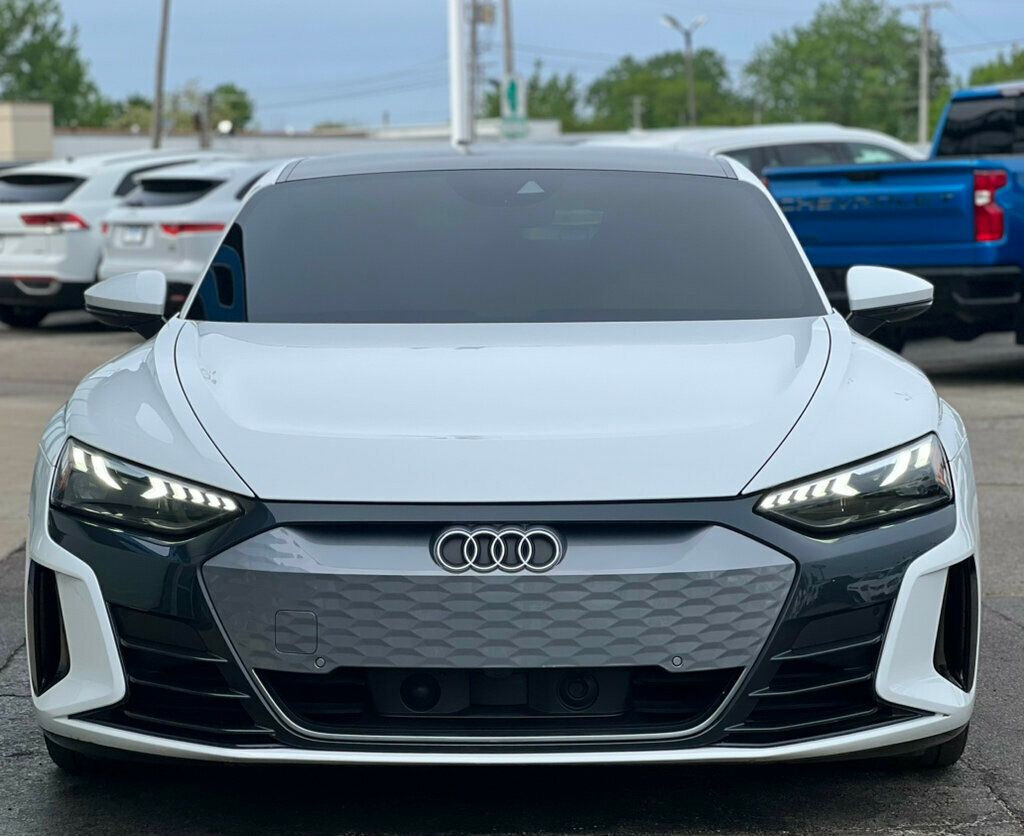 2022 Audi e-tron GT Premium Plus quattro - 23026649 - 37