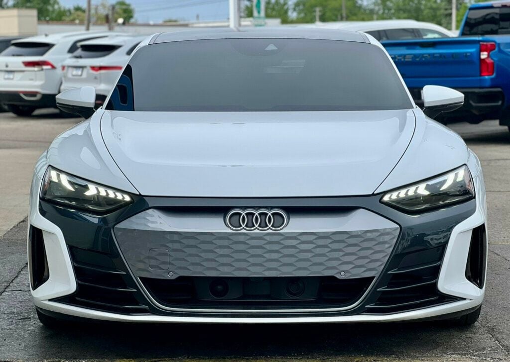 2022 Audi e-tron GT Premium Plus quattro - 23026649 - 6