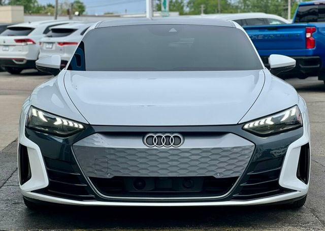 2022 Audi e-tron GT Premium Plus quattro - 23026649 - 6